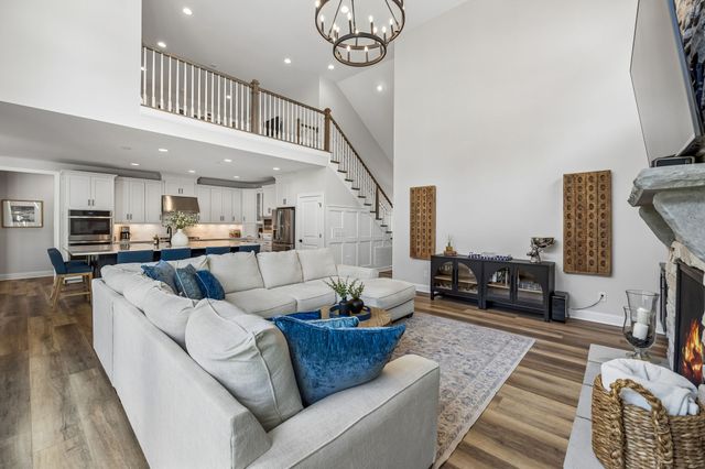 784 Westchester Cir, Hendersonville, TN 37075