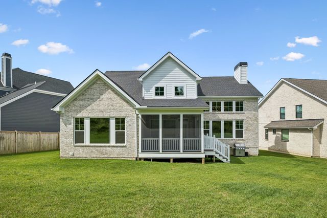 784 Westchester Cir, Hendersonville, TN 37075