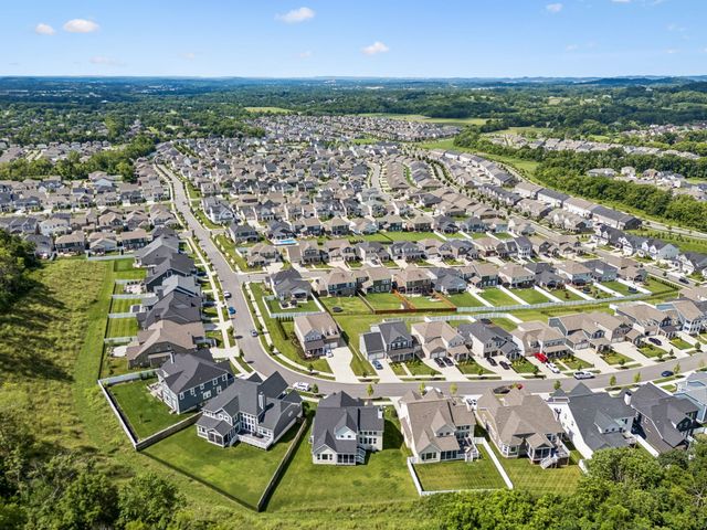 784 Westchester Cir, Hendersonville, TN 37075