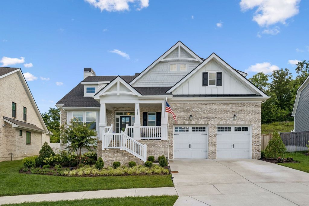 784 Westchester Cir, Hendersonville, TN 37075