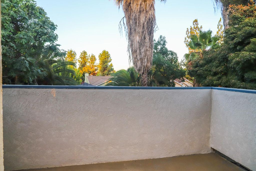 Image 10 of property listing at 5486 W Sample Avenue, Fresno, CA 93722