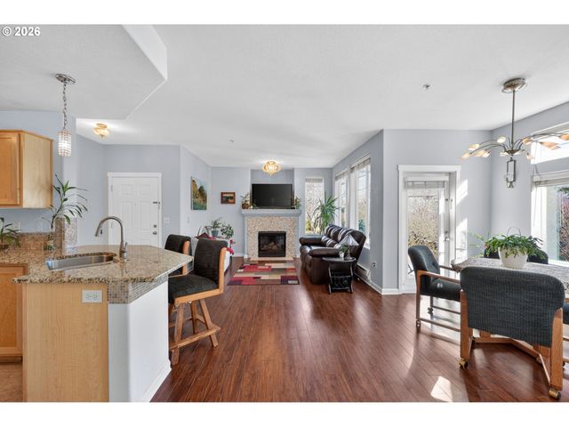 14810 Sw SANDHILL Loop 101, Beaverton, OR 97007