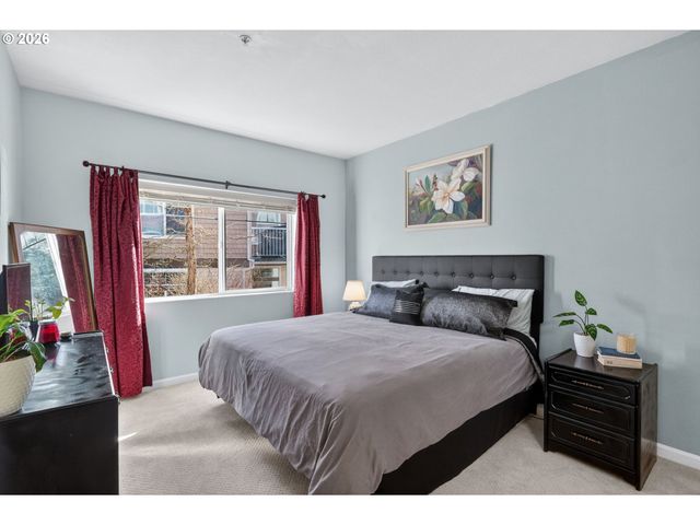 14810 Sw SANDHILL Loop 101, Beaverton, OR 97007