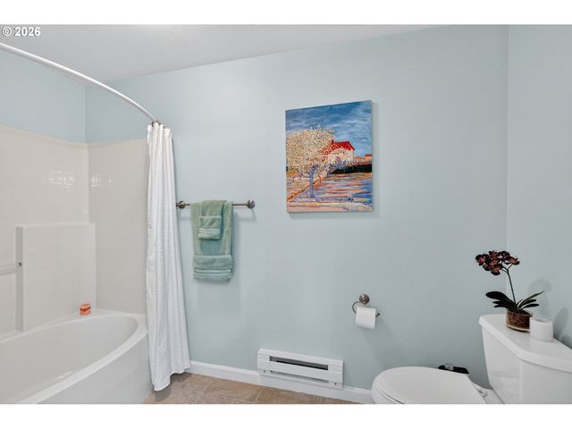 14810 Sw SANDHILL Loop 101, Beaverton, OR 97007