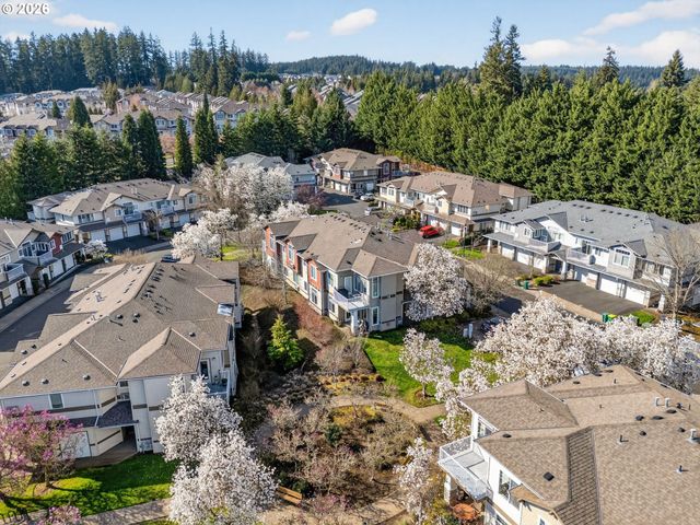 14810 Sw SANDHILL Loop 101, Beaverton, OR 97007