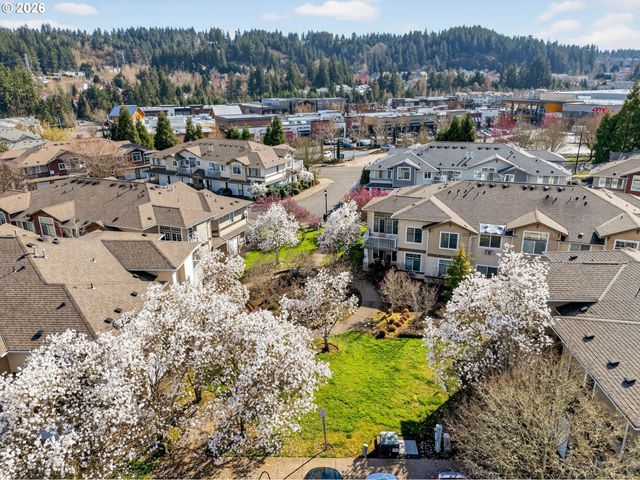 14810 Sw SANDHILL Loop 101, Beaverton, OR 97007