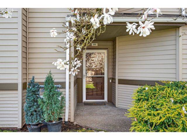 14810 Sw SANDHILL Loop 101, Beaverton, OR 97007