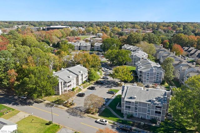 1001 Autumn Woods Ln Apt 111, Virginia Beach, VA 23454