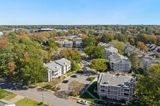 1001 Autumn Woods Ln Apt 111, Virginia Beach, VA 23454