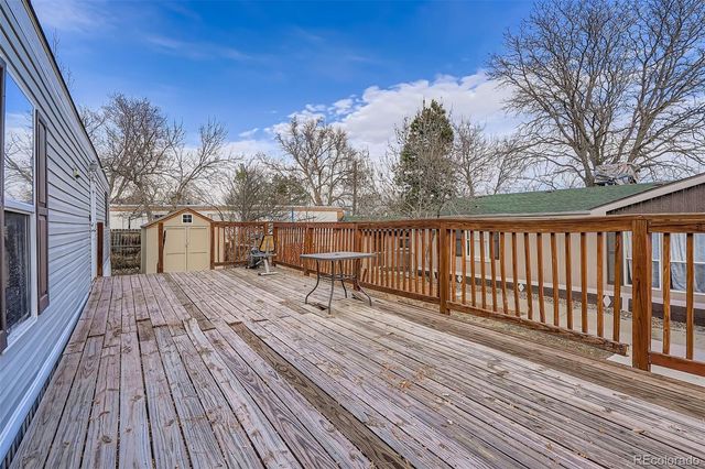 4211 E 100th Avenue, Thornton, CO 80229