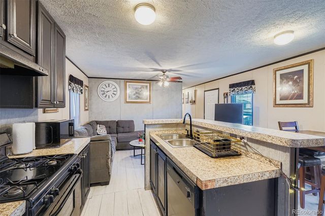 4211 E 100th Avenue, Thornton, CO 80229