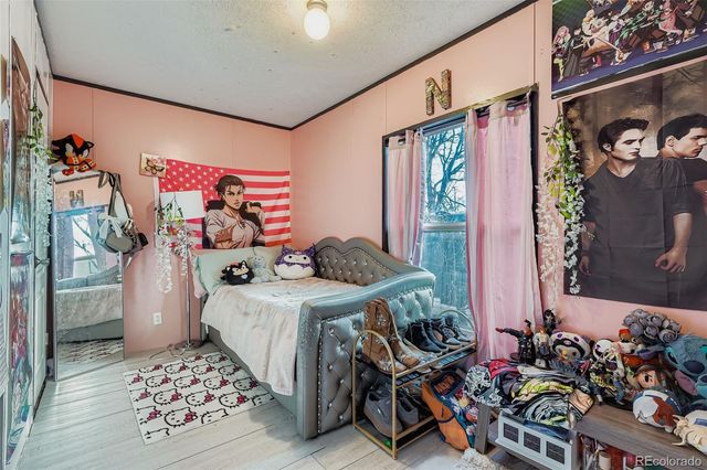 4211 E 100th Avenue, Thornton, CO 80229