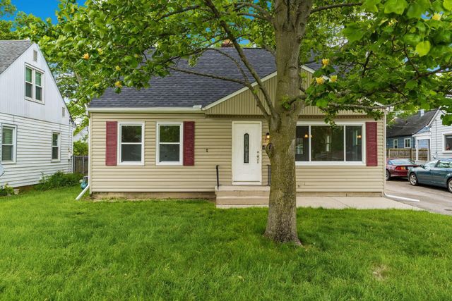 902 Eastmoor Boulevard, Columbus, OH 43209