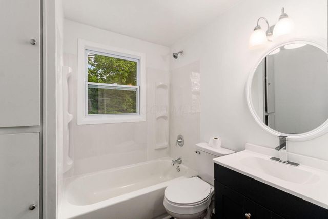 902 Eastmoor Boulevard, Columbus, OH 43209