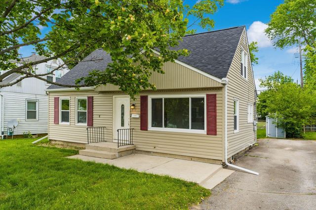 902 Eastmoor Boulevard, Columbus, OH 43209