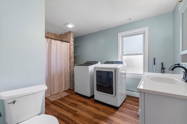 11 Everett Ave, Webster, MA 01570