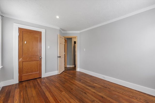 11 Everett Ave, Webster, MA 01570