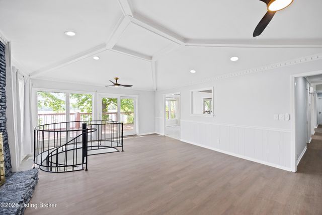 3102 Belknap Beach Rd, Prospect, KY 40059