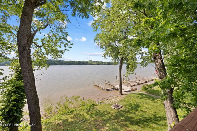 3102 Belknap Beach Rd, Prospect, KY 40059