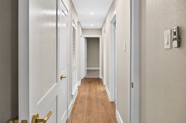 612 Simpson Terrace, Bedford, TX 76021