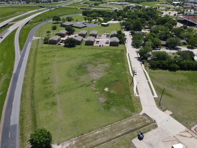 601 W US- 287 ByPass, Waxahachie, TX 75165