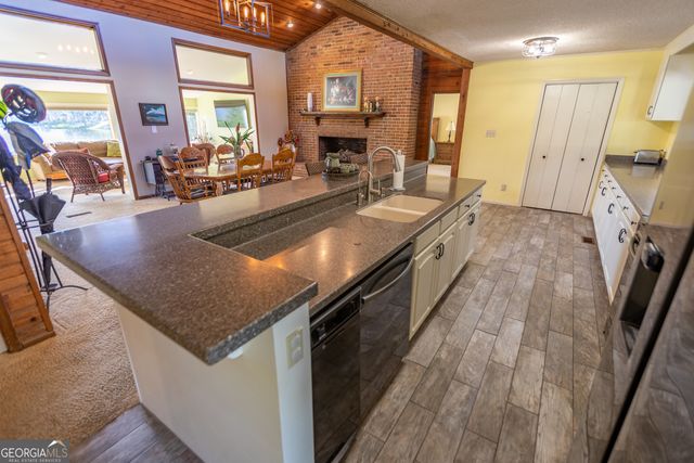 5016 Hammock Trail, Lake Park, GA 31636