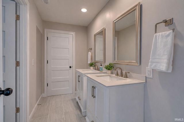 6568 Woodland Springs Drive, Newburgh, IN 47630