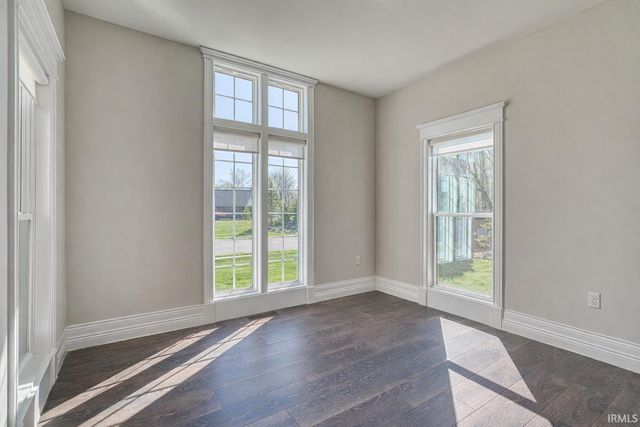6568 Woodland Springs Drive, Newburgh, IN 47630