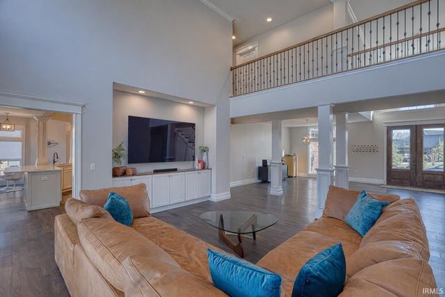 6568 Woodland Springs Drive, Newburgh, IN 47630