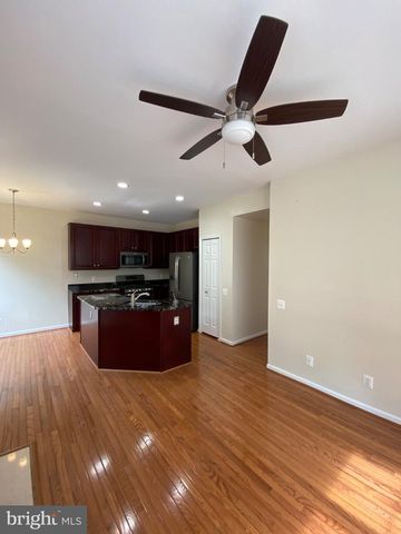 81 ARELL CT, Alexandria, VA 22304