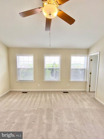 81 ARELL CT, Alexandria, VA 22304