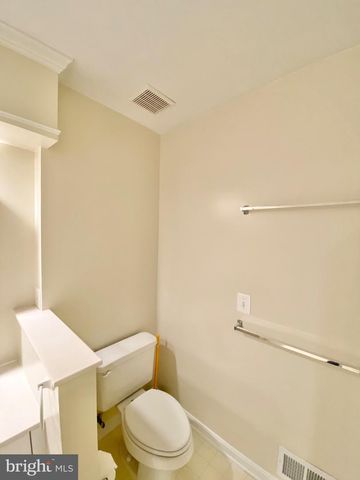 81 ARELL CT, Alexandria, VA 22304