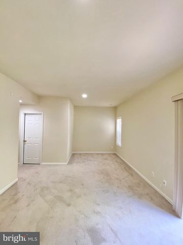 81 ARELL CT, Alexandria, VA 22304