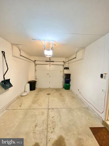 81 ARELL CT, Alexandria, VA 22304