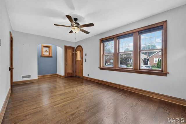 5706 Nottingham Avenue, St Louis, MO 63109
