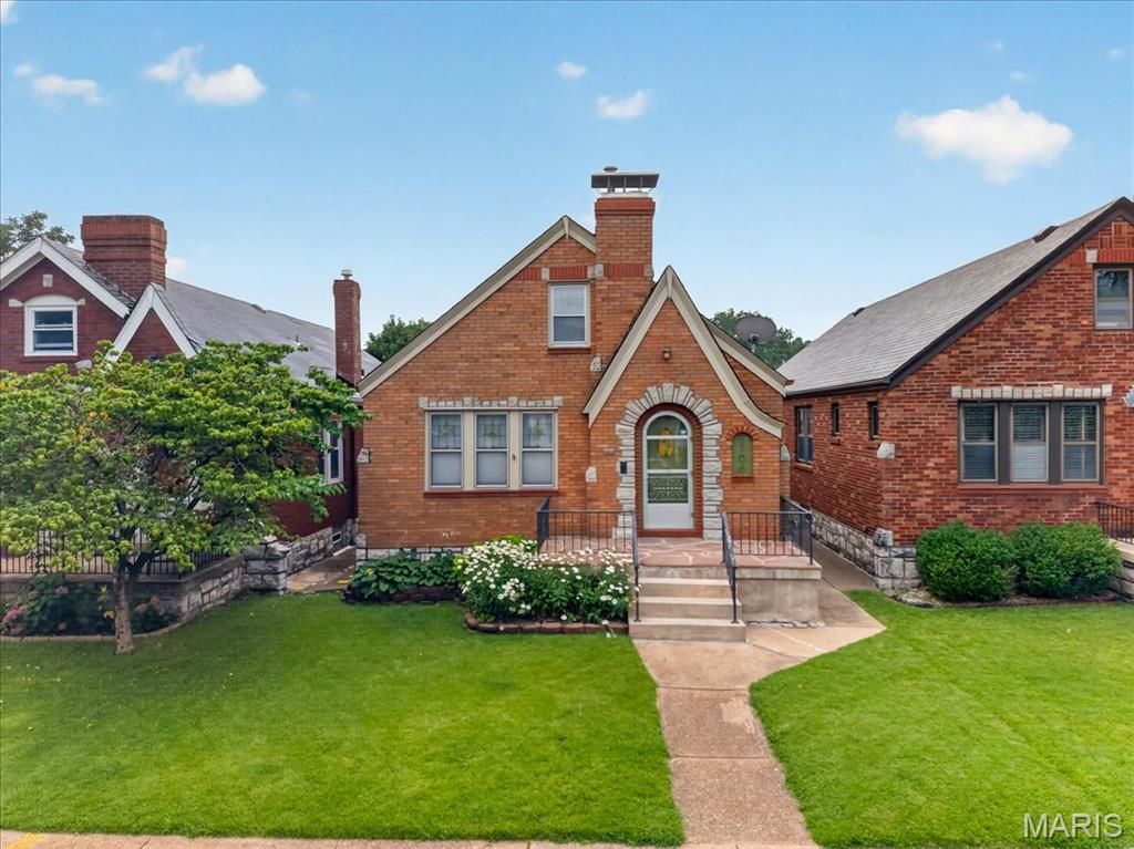 5706 Nottingham Avenue, St Louis, MO 63109