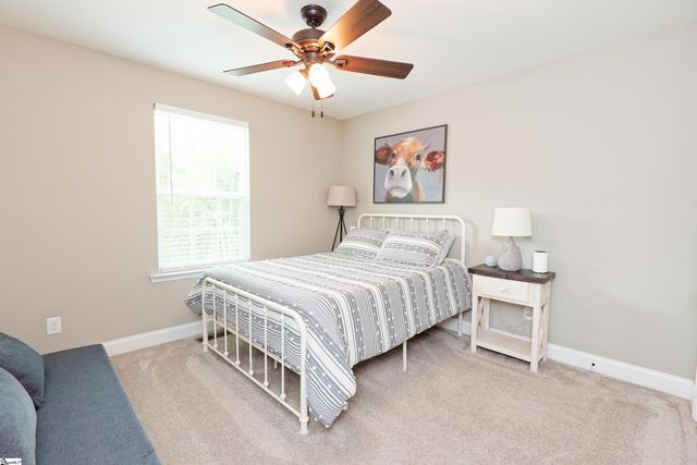 209 Nanie Myree Lane, Wellford, SC 29385