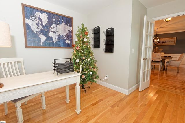 209 Nanie Myree Lane, Wellford, SC 29385