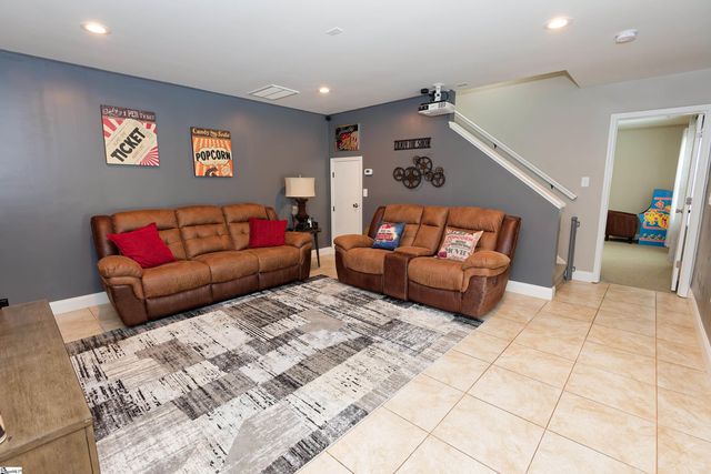 209 Nanie Myree Lane, Wellford, SC 29385