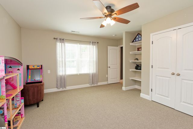 209 Nanie Myree Lane, Wellford, SC 29385