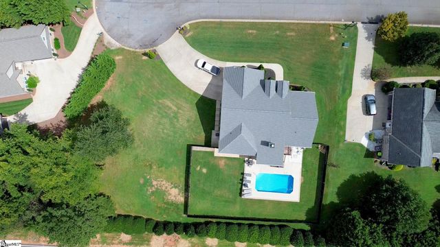 209 Nanie Myree Lane, Wellford, SC 29385