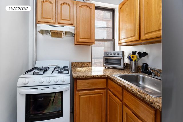 96 Arden St Apt 2A, New York City, NY 10040