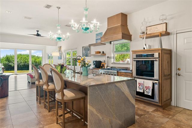 120 Coco Plum Rd S, Key Largo, FL 33037