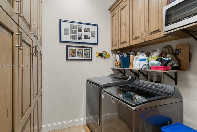 120 Coco Plum Rd S, Key Largo, FL 33037