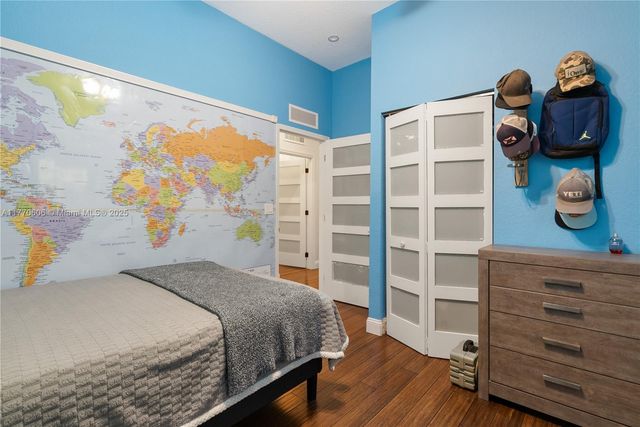 120 Coco Plum Rd S, Key Largo, FL 33037