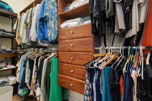 120 Coco Plum Rd S, Key Largo, FL 33037