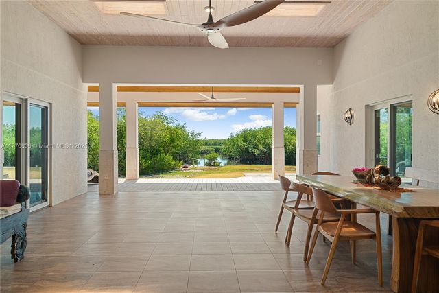 120 Coco Plum Rd S, Key Largo, FL 33037