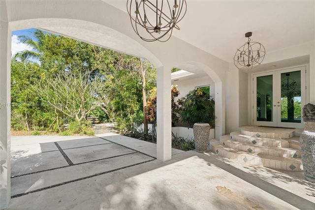 120 Coco Plum Rd S, Key Largo, FL 33037