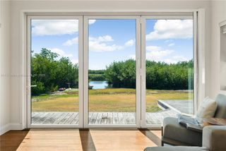 120 Coco Plum Rd S, Key Largo, FL 33037