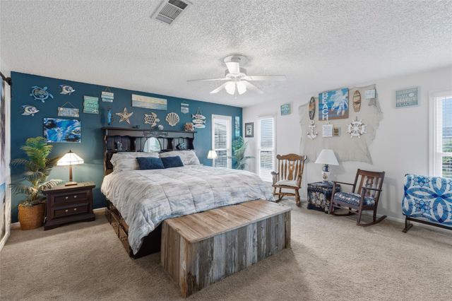 321 Ling Street, Bayou Vista, TX 77563